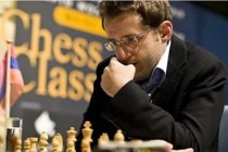 Aronian draws with Svidler 