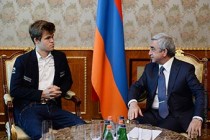 Armenian president receives Magnus Carlsen 
