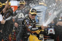 Gordon races to first win at Michigan since 2001