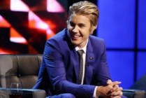 Justin Bieber apologizes, still gets roasted