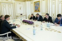 В правительстве обсудили перспективы армяно-российского сотрудничества в сфере авиации