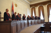 Neither of judges of Constitutional Court apply for early retirement: referendum will take place