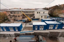 Modules with 42 waiting rooms for patients built near Nork Infection Hospital in ten days (video)