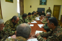 Artsakh president visits Defense Ministry, discusses created military-political situation