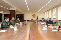 Armenia’s acting DM, Russian top military official discuss situation in Armenia’s Syunik