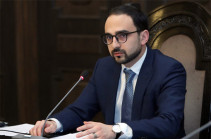 Armenia’s acting Vice PM signs decree releasing deputy FMs from post