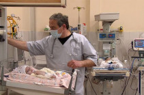 “Muratsan” University Hospital Complex has new 11 medical equipment for newborns thanks to donation of 100 million AMD from Karen Vardanyan (Video)