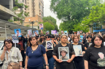 Пашинян должен быть привлечен к ответственности за свое заявление – родители погибших военнослужащих проводят акцию протеста