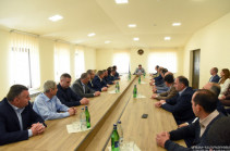 Араик Арутюнян встретился с представителями судебной системы Республики Арцах