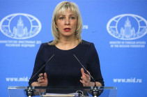 Захарова заявила, что контакты Москвы и Киева осуществляются
