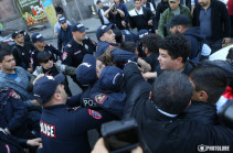 Полиция задержала в Ереване 417 участников акций неповиновения