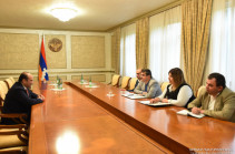 Президент Арцаха принял министра труда и социальных вопросов Армении Нарека Мкртчяна