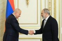 Никол Пашинян и посол РФ обсудили вопросы урегулирования нагорно-карабахского конфликта и региональных развитий