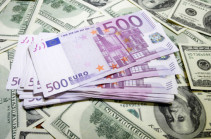 ՀՀ բանկերում եվրոյի գինն ընկել է՝ հասնելով 391 դրամի