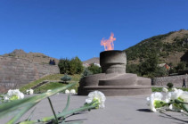 В военном пантеоне Гориса почтили память погибших в 44-дневной Арцахской войне героев