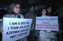 «Ինչպե՞ս կարող ենք անտարբեր մնալ մենք՝ բժիշկներս», «Միջազգային բոլոր հումանիտար կառույցներից պահանջում ենք որոշիչ քայլեր»․ Հայաստանի բուժծառայողներն ակցիա են իրականացնում ՄԱԿ-ի գրասենյակի դիմաց