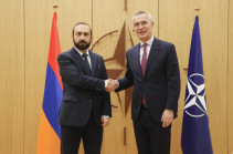 Ситуацию в Лачинском коридоре обсудили глава МИД Армении и генсек НАТО
