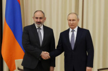 Пашинян заявил Путину о важности действий РФ для преодоления гуманитарного кризиса в Нагорном Карабахе