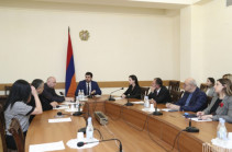 Представленный фракцией «Армения» проект заявления о закрытии Азербайджаном Лачинского коридора не набрал необходимого количества голосов