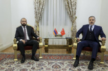 Главы МИД Армении и Турции обсудили вопросы региональной и двусторонней повестки дня