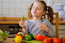 Ի՞նչ ներառել երեխայի սննդակարգում՝ փորկապության ժամանակ․ Մանկաբույժի խորհուրդները