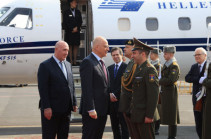Министр национальной обороны Греции прибыл в Армению (Фото)