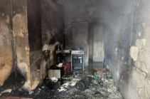 Пожар в Гюмри: Спасателям удалось эвакуировать трехмесячного ребенка из горящего дома
