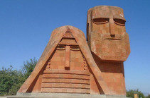 «Голос Армении»: Даже после геноцида и сдачи Арцах продолжает вселять в вас ужас»