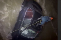 Ավտոմեքենան ընկել է Ողջի գետը (Տեսանյութ)