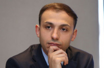 Омбудсмен Арцаха: Это отвратительно: Депутат правящей партии связывает демократический регресс Армении с проблемами вынужденных переселенцев