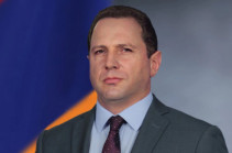 Омбудсмен Армении посетила экс-министра обороны
