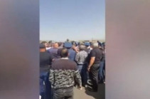 Граждане перекрыли участок моста Арарата межгосударственной дороги Армения-Иран