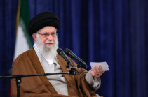 Верховный лидер Ирана аятолла Али Хаменеи надеется на благополучное возвращение Раиси