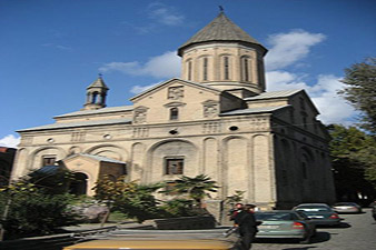 Парламент Грузии присвоил Армянской церкви юридический статус
