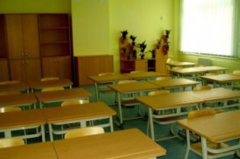 В школах Армении наступили осенние каникулы  