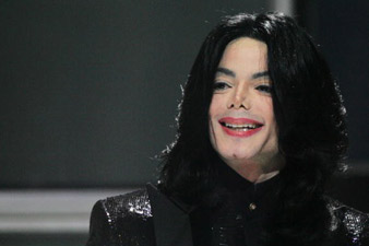 В магазинах появился посмертный альбом Майкла Джексона
