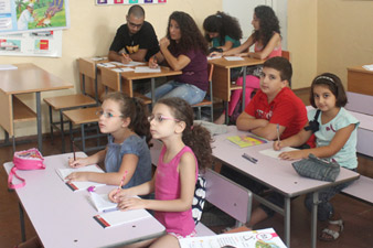 Для сирийских армян организованы курсы армянского языка