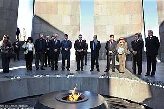 Хорхе Оррико посетил мемориал в память жертв Геноцида армян