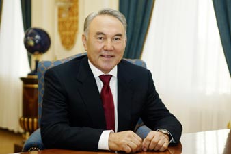 Назарбаев помирил Путина с Алиевым
