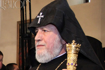 Catholicos congratulates Armenian people on Independence Day 