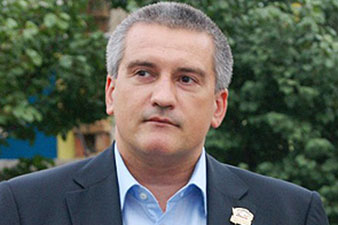 Аксенов официально возглавил Крым