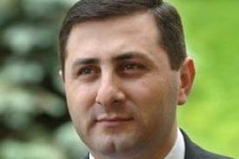 Hraparak: Samvel Farmanian may become minister of Diaspora 