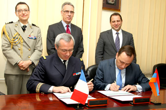 Минобороны Армении  и Франции подписали план сотрудничества на 2014 год