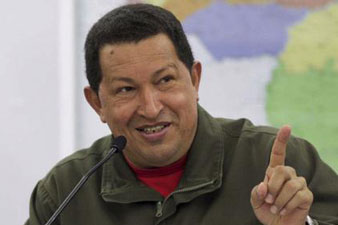 Чавес предлагает ходить в туалет с фонариком  