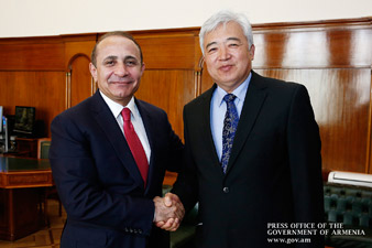 Посол Китая передал премьеру Армении поздравления премьера Госсовета Китая