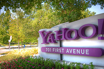 Yahoo станет стандартным поисковиком для iOS