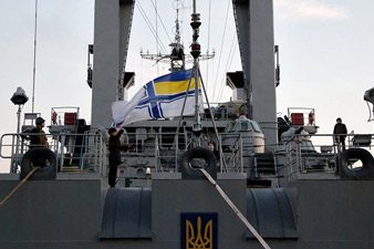Russia returns 13 out of 70 navy ships in Crimea to Ukraine
