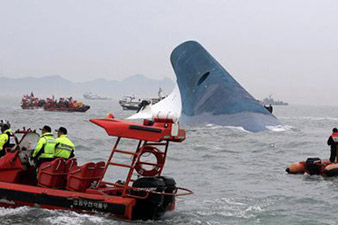 South Korea ferry: Death toll passes 100