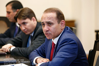 Prime Minister Abrahamian ready to continue discussions with MPs