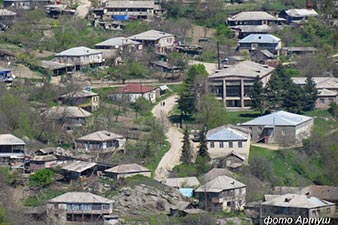 Four Armenian villages come under Azerbaijani gunfire 